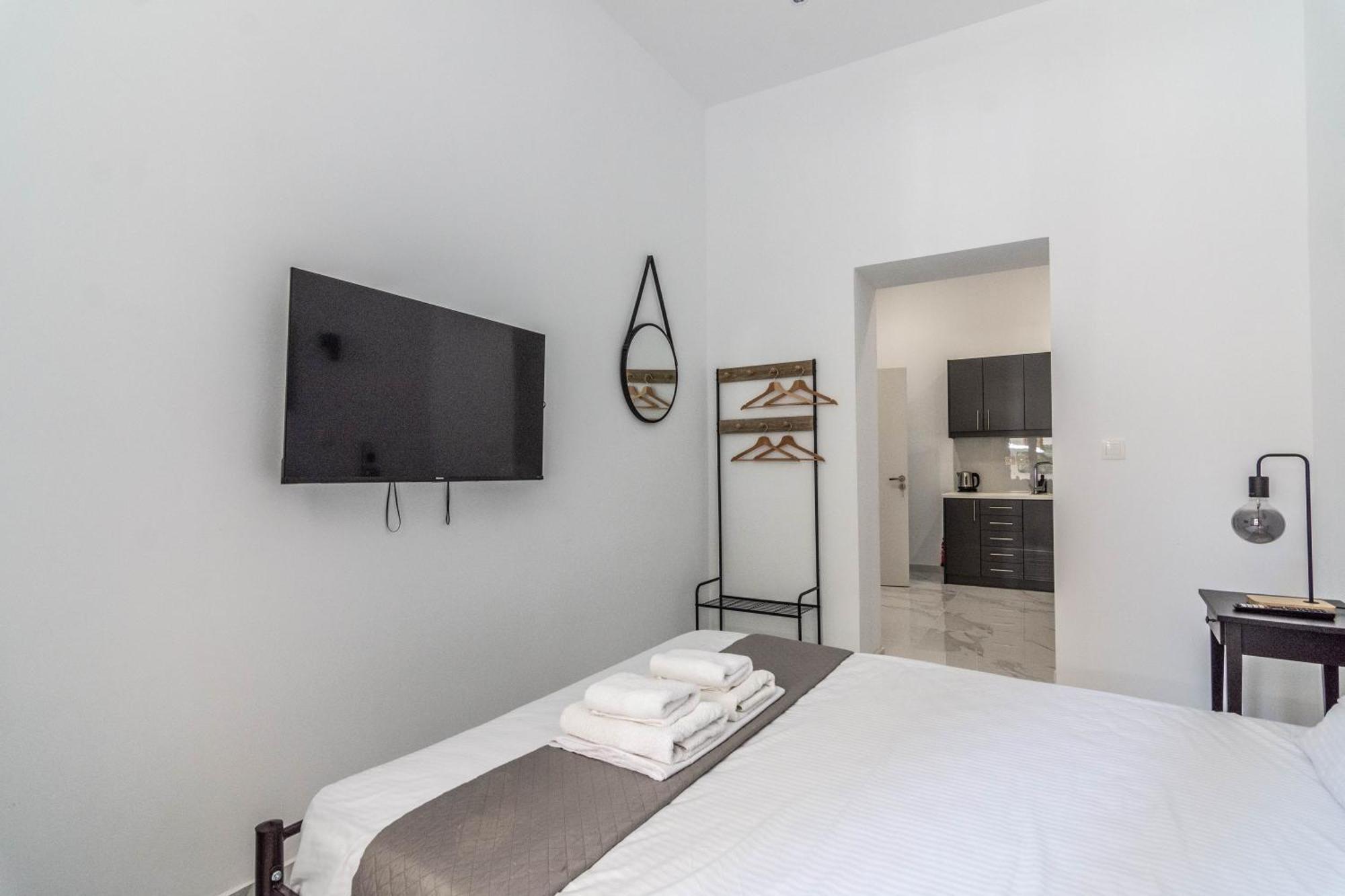 Aris Urban Pagrati Apartment Athens Exterior photo